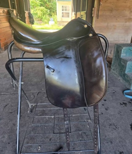 Pestige dressage saddle - pestige,