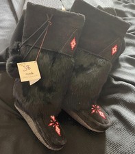 Vintage MUKS Mukluks Black
