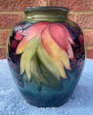 MOORCROFT LEAF AND BERRY VASE