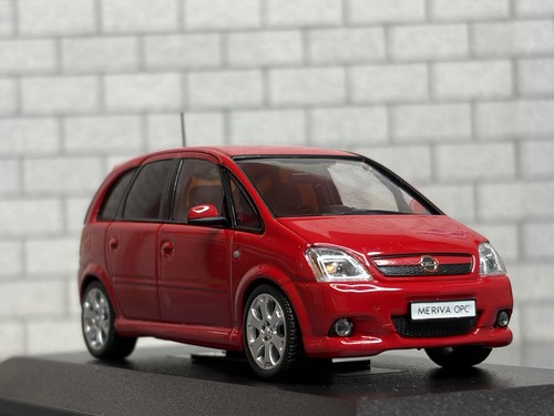 Boxed 43 minichamps - minichamps, opel