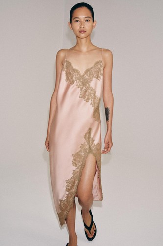 Zara new dusty pink - dusty,