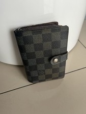 Women’s Louis Vuitton Damier