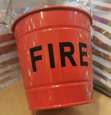 Vintage Red Mini Metal Fire Fighter Bucket Ashtray With Internal Sand Holder