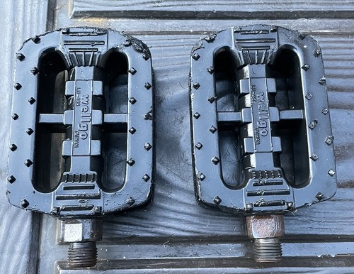 Raleigh street wolf bmx - raleigh, pedals
