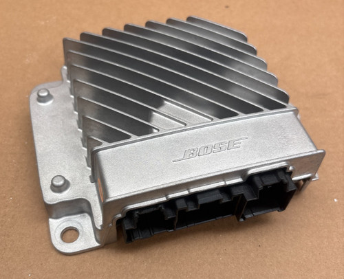 Mazda estate amplifier bose - estate,