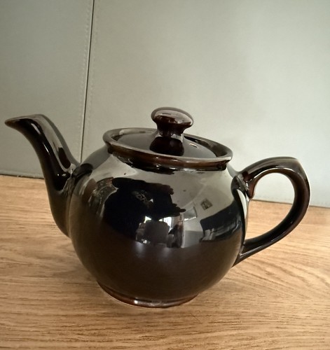 Treacle brown glaze vintage - brown,