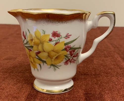 Salisbury bone china milk jug - bone,
