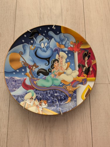 Disney collectors plate - collectors,