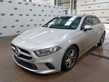 MERCEDES BENZ A200 2021