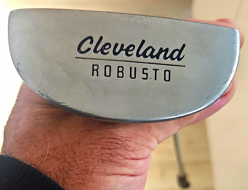 Cleveland robusto right handed - robusto, right-handed