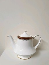 ROYAL ALBERT PARAGON ‘HOLYROOD’ BONE CHINA TEAPOT 1983 - T 7" x L 8" x D 4"