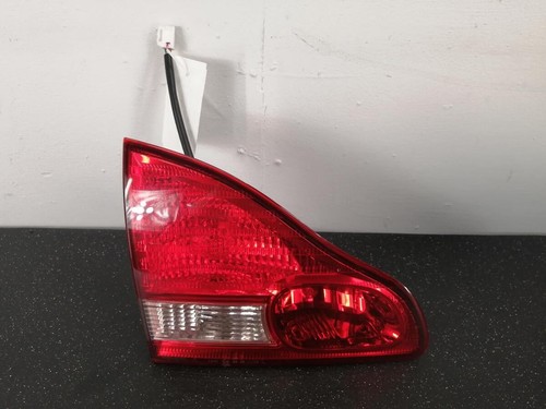 Toyota avensis verso mk1 inner - verso,