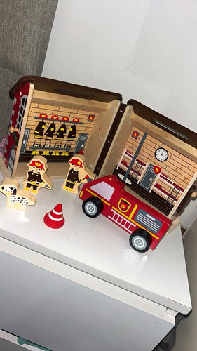 Wooden fire station playset - station,