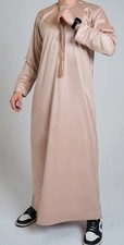 Emirati Thobe / Jubbah with