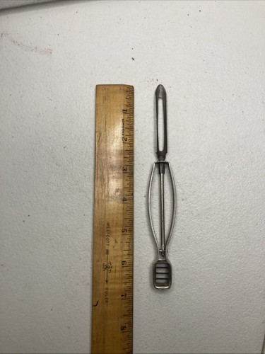 Vintage potato peeler bean - a&j,