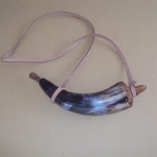 12" Powder Horn With Leather