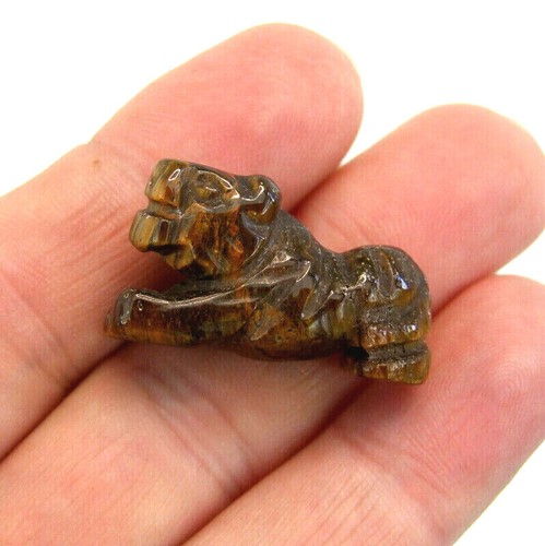 Gemstone lion and tiger hand - gemstone,