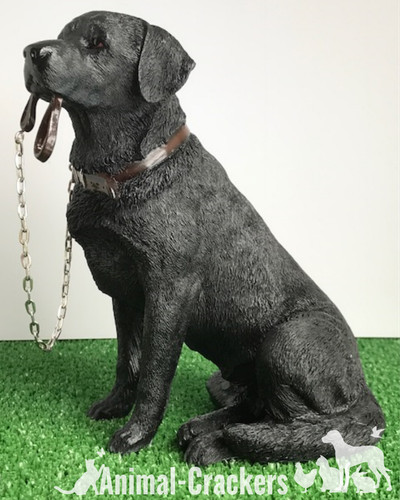 Black labrador 18cm ornament - black,