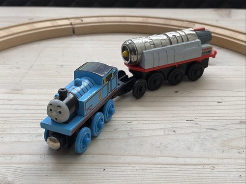 Thomas wooden railway battery - wooden,