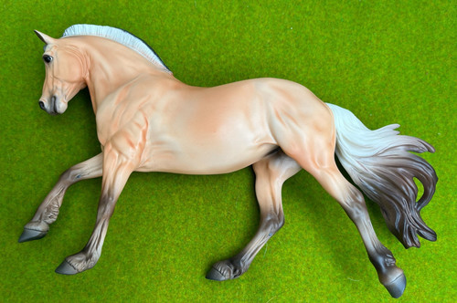 Breyer fjord mare traditional - mare,