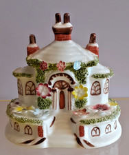 Stunning Coalport "Keepers Cottage" Fine Bone China Ornament 10cm tall No box