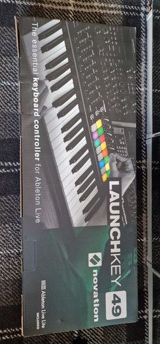 Novation launchkey usb midi - novation,