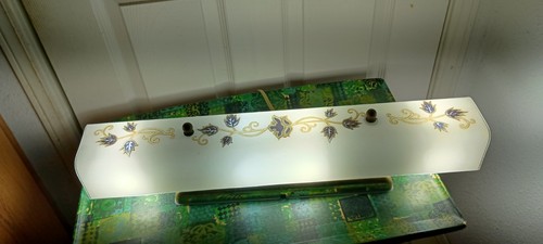 Vintage bathroom - bathroom, 24"
