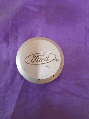 Ford escort mk3 - wheel, centre