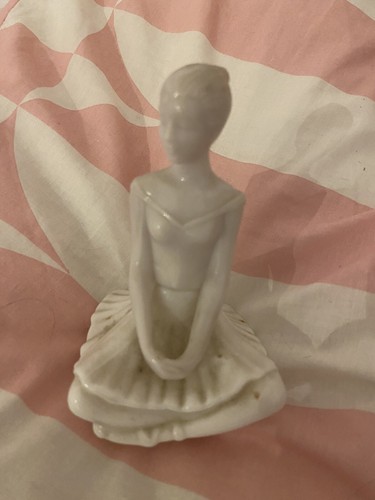 Avon vintage rare figurine - vintage,
