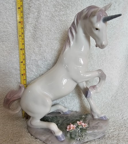 Lladro 7697 magical unicorn - 7697,