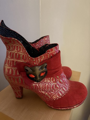 Irregular choice red - irregular, miaow