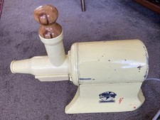 Vintage Champion Juicer G5-NG-853S Yellow Heavy Duty Masticating Juicer USA