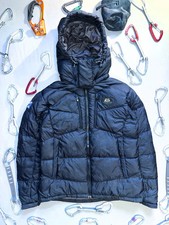 Mountain equipment down jacket