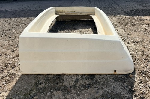 Bay window front - bay,