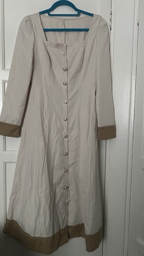 Regency inspired button detail - regency-inspired,