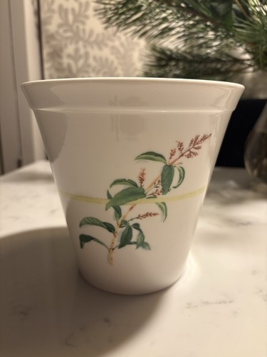 Wedgwood chelsea garden - chelsea, herb