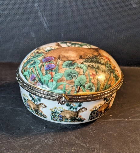 Fine porcelain trinket box - porcelain,