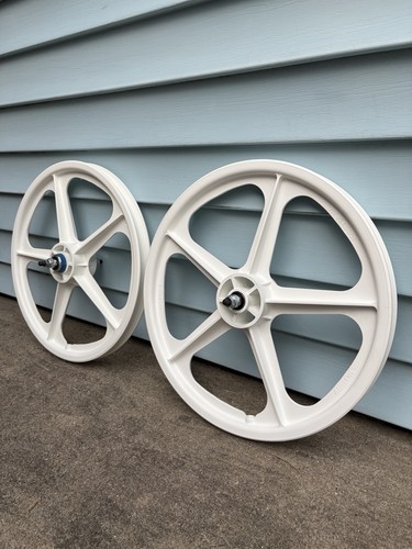 White skyway inch - inch, tuff