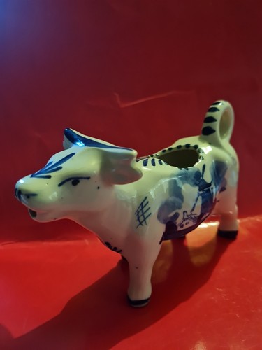 Delft ware creamer - delft, milk