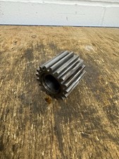 colchester student Round Head