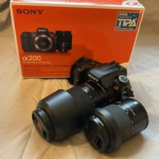 Sony Alpha 200 Camera with