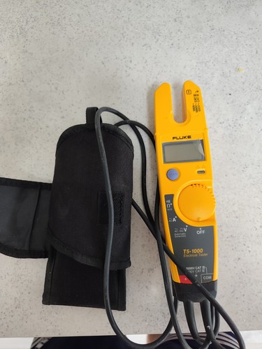 Fluke 1000 contact voltage - fluke,