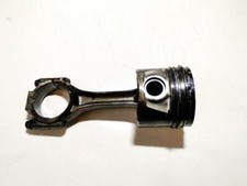 038j  Piston and Conrod