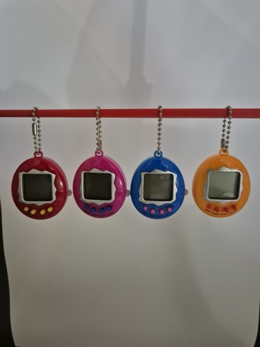 Tamagotchi style keychain - tamagotchi,