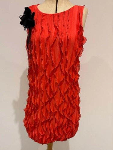Quiz red ruffle - ruffle, with