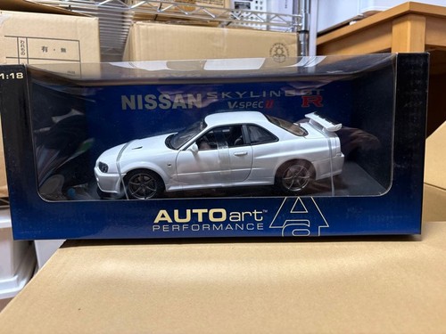 Autoart nissan skyline - 1:18,