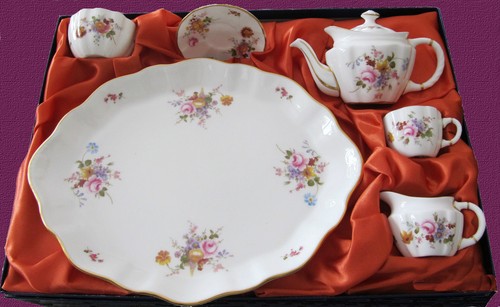 Royal crown derby - royal, "derby