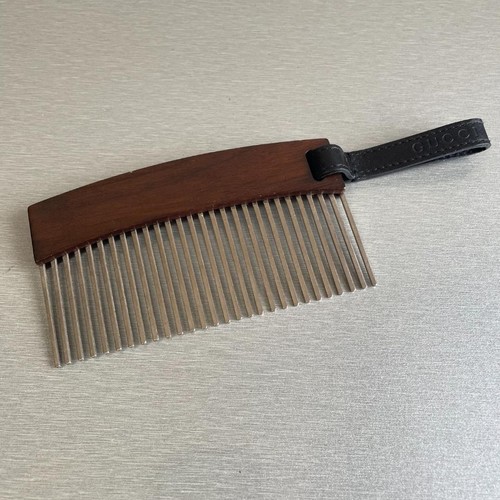 Gucci dog comb wood - gucci,
