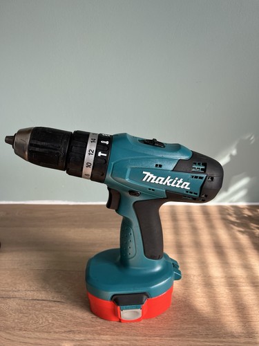 Makita 18v cordless drill - makita,