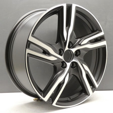 VOLVO V40 R DESIGN 18" BLACK